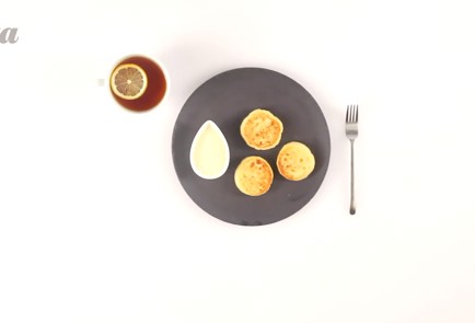 Фото шага рецепта Сырники из творога 18506 шаг 6  