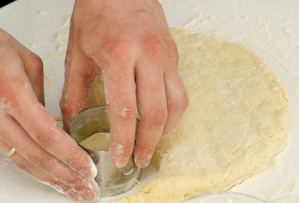 Фото шага рецепта Сконы 92378 шаг 4  