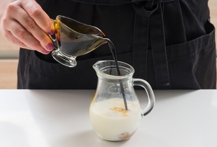 Фото шага рецепта Сладкая пасхальная бабка 152143 шаг 3