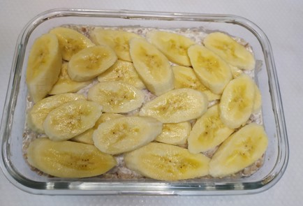 Фото шага рецепта Сладкая запеканка из гречки с бананом 190735 шаг 8  