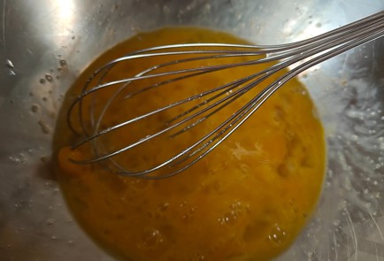 Фото шага рецепта Сладкие гренки из серого хлеба 189368 шаг 4  