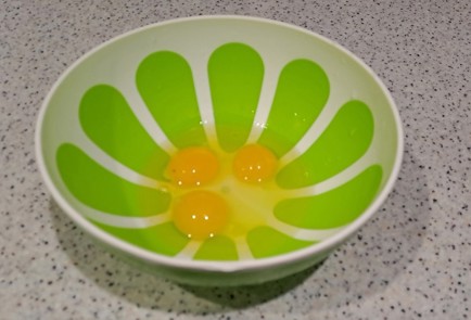 Фото шага рецепта Сладкие гренки к чаю 189352 шаг 3  