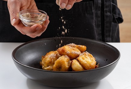 Фото шага рецепта Сладкий кляр для фруктов 188608 шаг 9