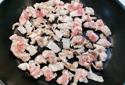 Фото шага рецепта Сливочная брюссельская капуста с беконом 140716 шаг 6  