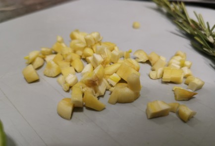 Фото шага рецепта Сливочная кетопаста с форелью и шпинатом 176231 шаг 1  