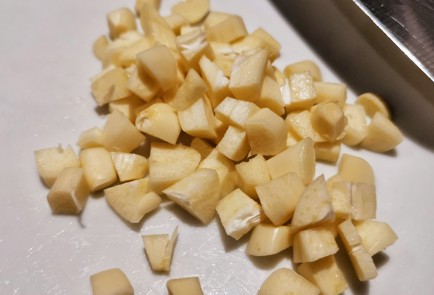 Фото шага рецепта Сливочная паста с беконом и грибами шимеджи 151220 шаг 3  