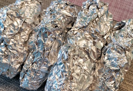 Фото шага рецепта Сливочная пряная кукуруза запеченная в фольге 152667 шаг 10  