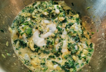 Фото шага рецепта Сливочная яичница со шпинатом 140736 шаг 7  