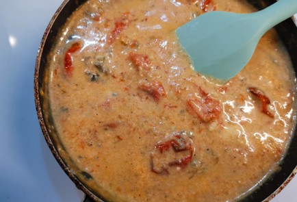 Фото шага рецепта Сливочносырный соус 191153 шаг 10  