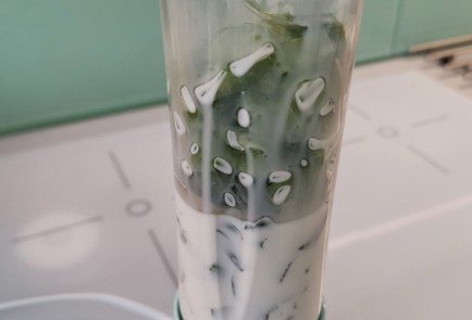 Фото шага рецепта Сливочное смузи из сельдерея 174669 шаг 3  