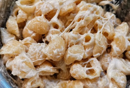 Фото шага рецепта Сливочнотрюфельная паста конкилье 152508 шаг 6  