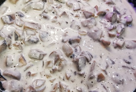 Фото шага рецепта Сливочный жюльен с паприкой 152236 шаг 8  