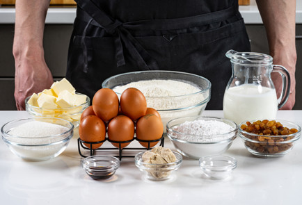 Фото шага рецепта Сливочный кулич 191575 шаг 1  