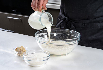 Фото шага рецепта Сливочный кулич 191575 шаг 2  