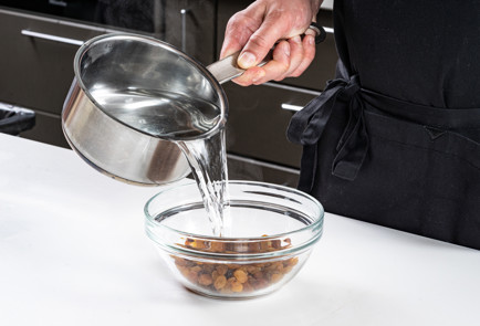 Фото шага рецепта Сливочный кулич 191575 шаг 4  