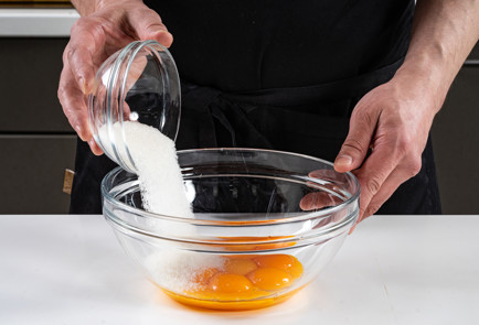 Фото шага рецепта Сливочный кулич 191575 шаг 5  