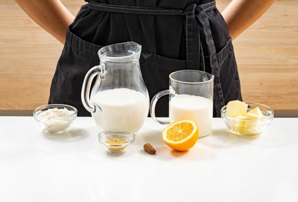 Фото шага рецепта Сливочный соус бешамель 188795 шаг 1  