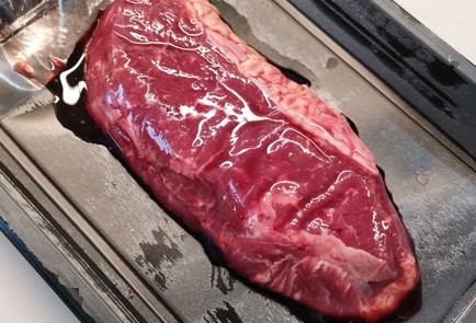 Фото шага рецепта Сливочный стейк стриплойн 174881 шаг 1  