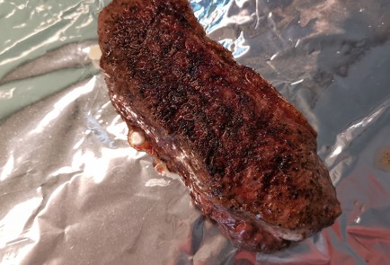 Фото шага рецепта Сливочный стейк стриплойн 174881 шаг 7  