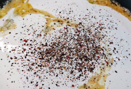 Фото шага рецепта Сливочный суп с мидиями 173576 шаг 6  