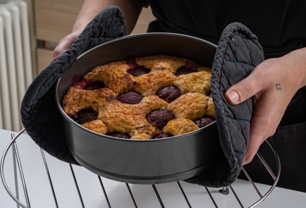 Фото шага рецепта Сливовый пирог New York Times 175164 шаг 9  