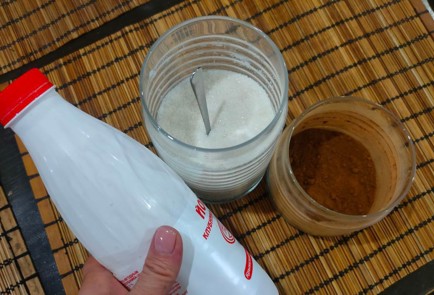 Фото шага рецепта Сливовый пирог с какао и орехами 174783 шаг 2  