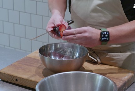 Фото шага рецепта Сливовый пирог 152707 шаг 7  