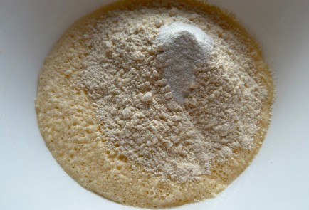 Фото шага рецепта Сливовый пирог 174513 шаг 5  