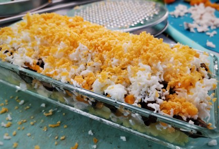 Фото шага рецепта Слоеный салат с курицей и шампиньонами 29041 шаг 1  