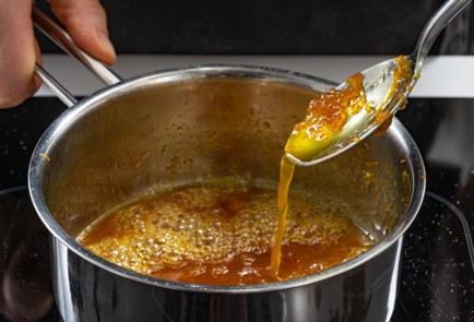 Фото шага рецепта Слоеное печенье Ушки 175774 шаг 7  