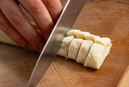 Фото шага рецепта Слоеное печенье Ушки 175774 шаг 8  