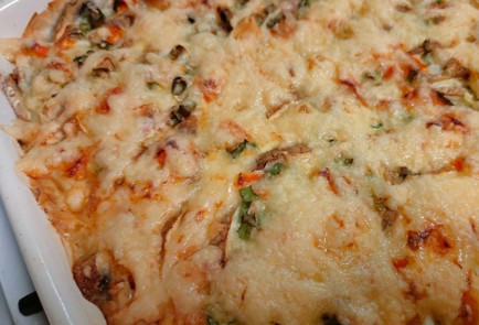 Фото шага рецепта Слоеный пирог с овощами и грибами 188772 шаг 21  