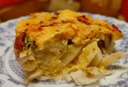 Фото шага рецепта Слоеный пирог с овощами и грибами 188772 шаг 22  