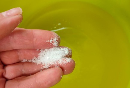 Фото шага рецепта Слойки с шоколадным кремом 189235 шаг 4  