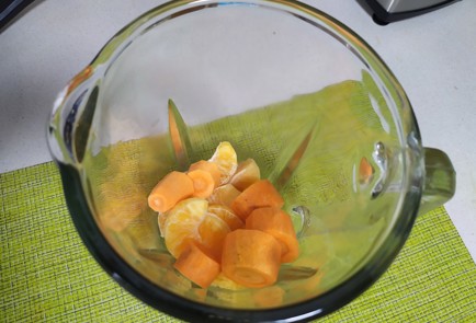 Фото шага рецепта Смузи апельсинморковь 189837 шаг 3