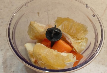 Фото шага рецепта Смузи с апельсином 191386 шаг 7  