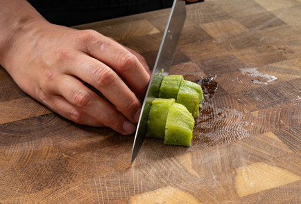 Фото шага рецепта Смузи с вишней и миндалем 189498 шаг 2  