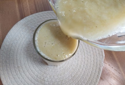 Фото шага рецепта Смузи с яблоком и бананом 189853 шаг 8  