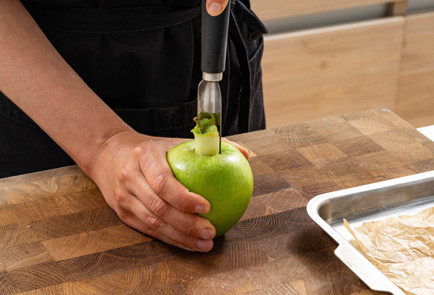 Фото шага рецепта Смузи с яблоком и корицей 189508 шаг 2  