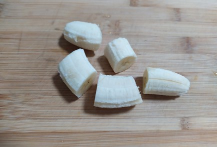 Фото шага рецепта Смузи со шпинатом 191017 шаг 2  