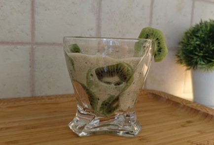 Фото шага рецепта Смузи с киви 191215 шаг 11