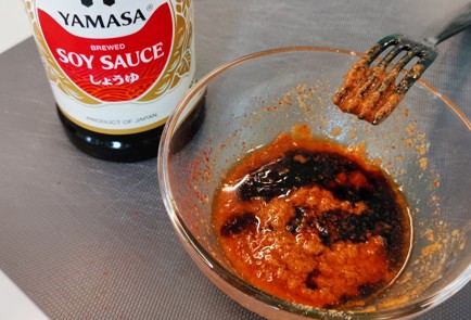 Фото шага рецепта Сочная курица в духовке 174169 шаг 5