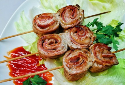 Фото шага рецепта Сочная свиная вырезка с беконом 175644 шаг 20  