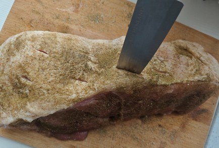 Фото шага рецепта Сочная свинина с чесноком в рукаве 189370 шаг 8  