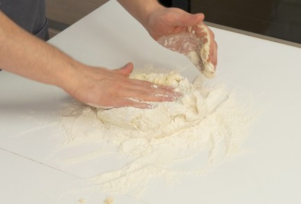 Фото шага рецепта Сочники 136757 шаг 4