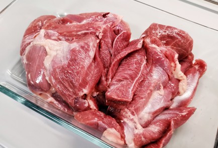 Фото шага рецепта Сочное бедро индейки запеченное в рукаве 140686 шаг 1  