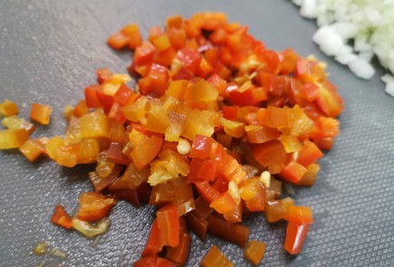 Фото шага рецепта Сочные котлеты из фарша из телятины 189878 шаг 2