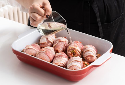 Фото шага рецепта Сочные рулетики из индейки с булгуром 151867 шаг 6  