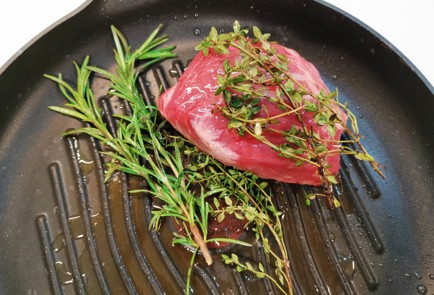 Фото шага рецепта Сочный тритипстейк 175541 шаг 4  