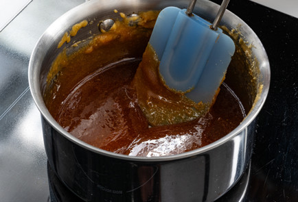 Фото шага рецепта Соленая карамель 189921 шаг 4  